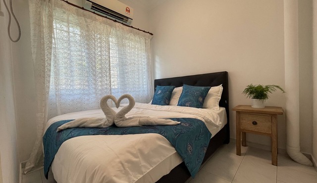 Baba & Charlie Homestay