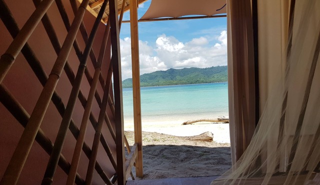 Backpackers Island Beach Camp - Adults Only in El Nido