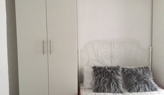 Batu Caves Small Cozy Room for Traveller in Gombak