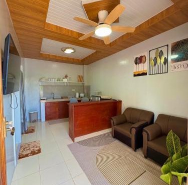 Bayaton Guesthouse Liloy