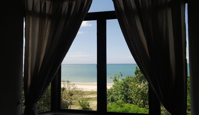 Bayu Beach Apartment PD in Port Dickson
