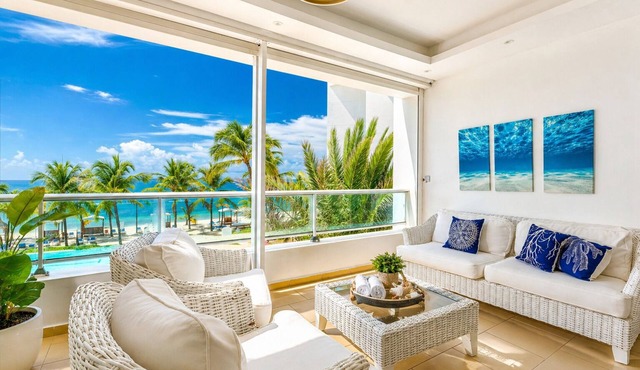 Beachfront | AmazingView| Fast WiFi| Pool| Parking in Juan Dolio