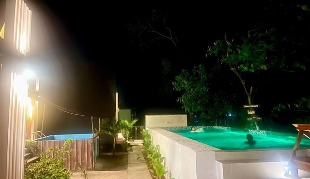 Beachfront Oasis: Blissful Studio in Sipalay City
