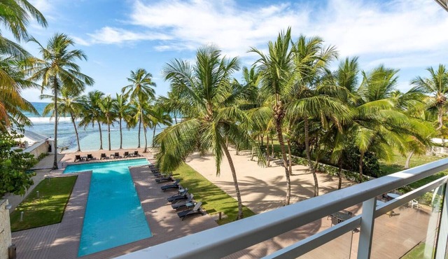 Beachfront | Ocean View Balcony | Pool & Jacuzzi in Playa Juan Dolio
