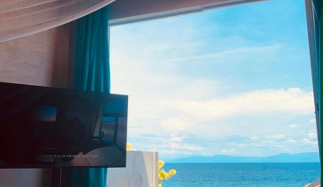 Beachfront Sunset Sky Villa on 1,5 km Lambug Beach, Kawasan Falls 10 Min, Badian Moalboal - The Verge Cebu