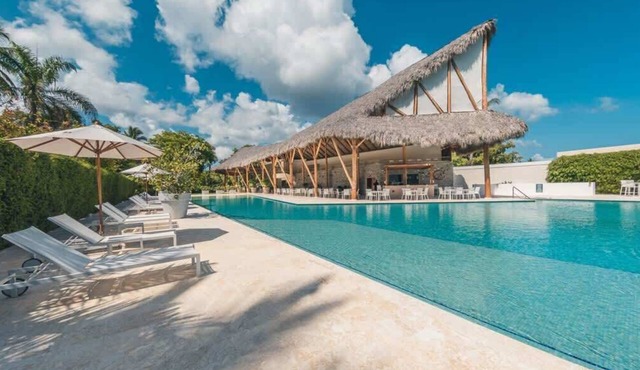 Beachside Apartment with Pool & Private Balcony in Las Terrenas