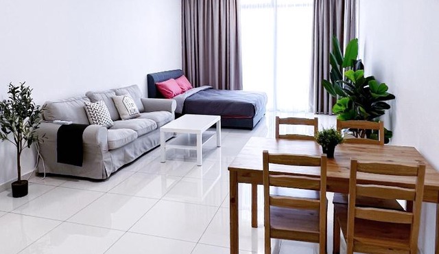 Beacon2BR #InfinityPool #Georgetown #FamilyHoliday