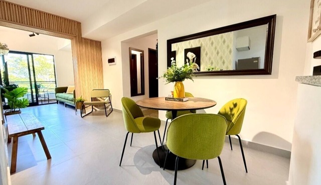 Beautiful Moes IV apartment in front of the park Mirador Sur 1 bedroom Balcony Gym in Santo Domingo