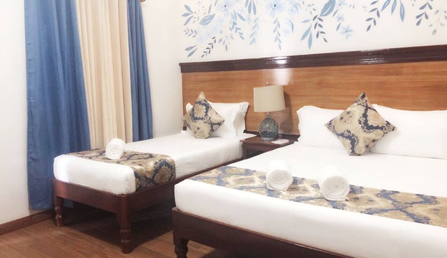 Blue Waters Inn Coron in Coron