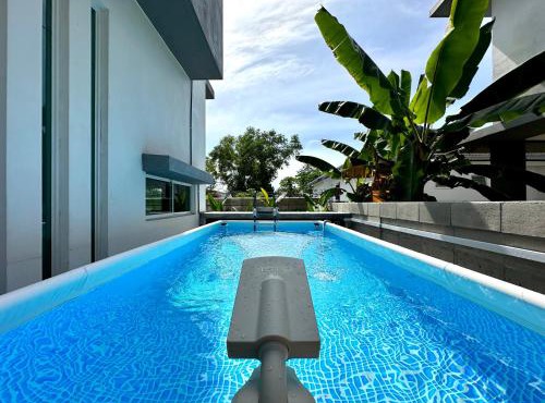 BNB Luxe Homestay, Rawang - pool, 18 pax