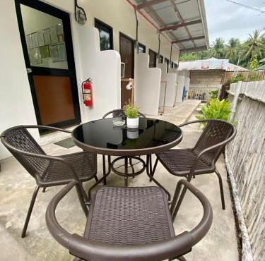 Bool Perimeter's Inn