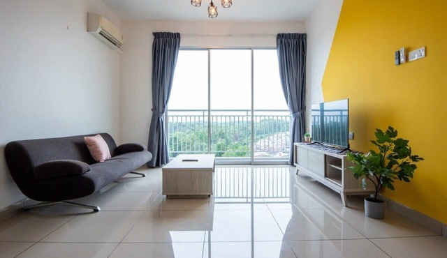Bright & Modern 3BR Suite, FREE Parking