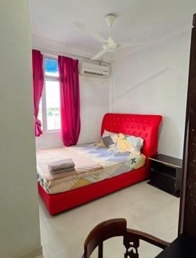 BUKIT BUNGA Inn in Kampong Bukit Bunga