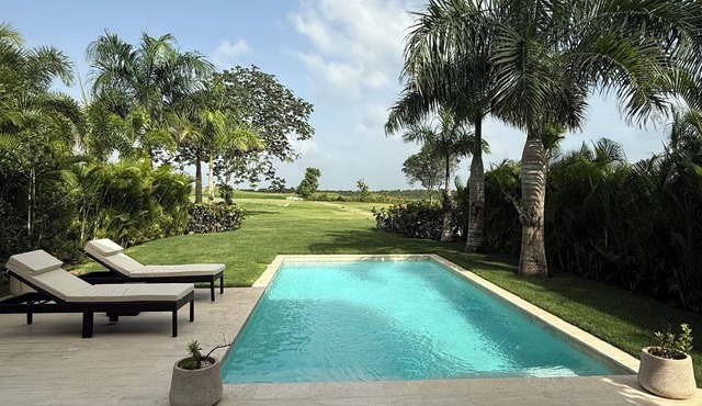 Casa de Campo Luxury Golf Villa With Private Pool & Maid Close To Beach in La Romana