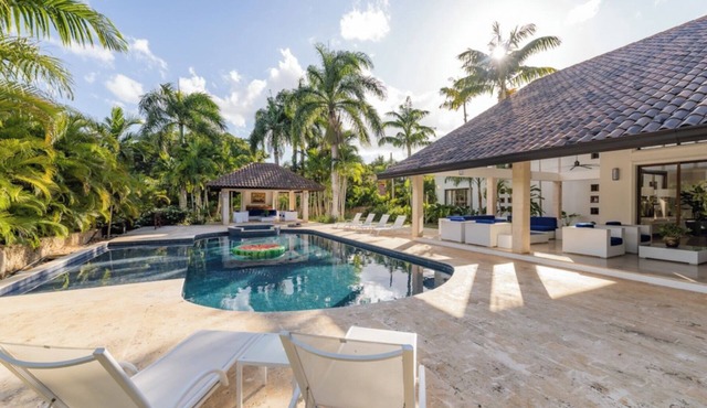 Casa De Campo - Stunning Mansion Walking Distance to the Beach in La Romana