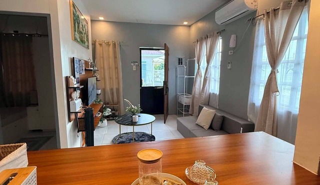 Casa de Dahican l Premium 2BR Exclusive House with generator Near Dahican beach in Mati