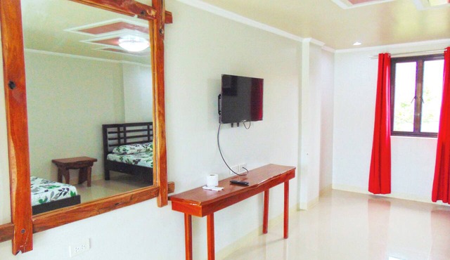Casa Victoria Beach Resort and Restaurant in Pagudpud