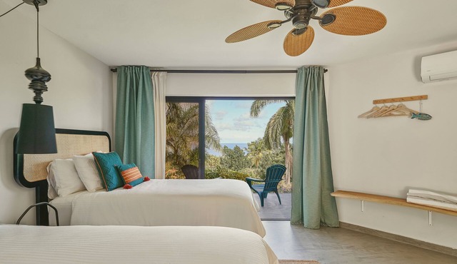 Catalina Tropical Lodge in Cabrera