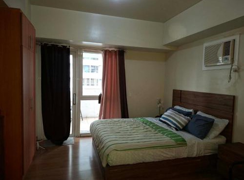 Celadon Tower- Studio with balcony near SM San Lazaro