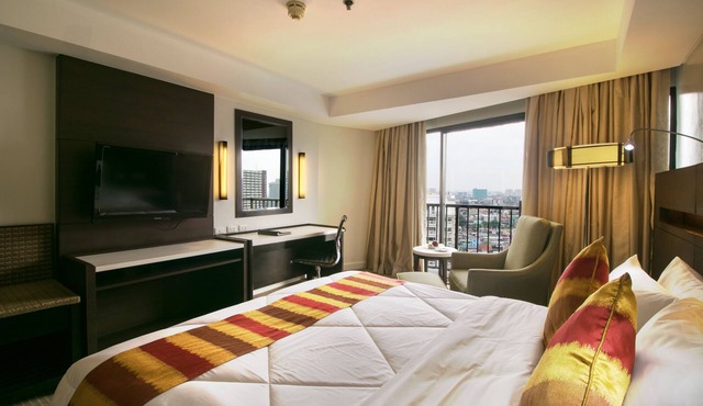 Century Park Hotel in Pasay