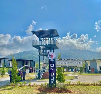 Chalet Kolam Air Panas Tok Bok in Kampong Nerang