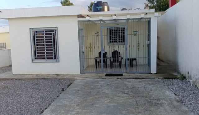 Charming 2-bedroom house with WiFi, AC, Gated Driveway "Private" in Nagua