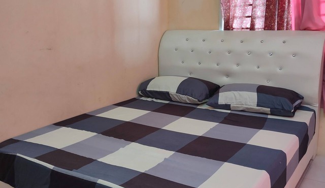 Charming 3-bedroom house in delightful Jitra with Aircond in Jitra