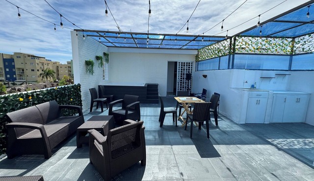Charming 3BR apartment with private terrace & Jacuzzi. Just 3mins from the Beach in La Romana