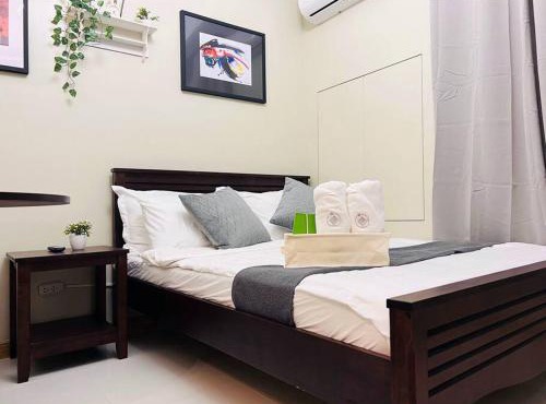 Citispace 1BR Condotel Suite at Sunshine100 City Plaza #SS06A