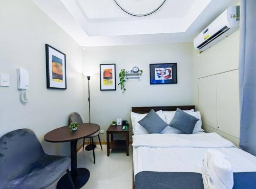 Citispace 1BR Condotel Suite at Sunshine100 City Plaza #SS03A