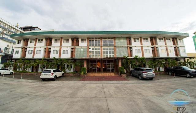 CJ by the Bay in Olongapo