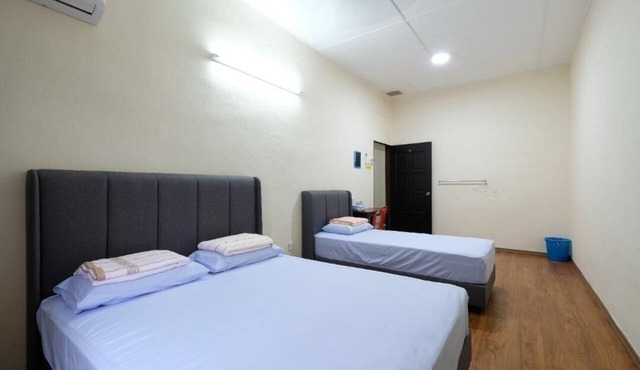 CLP Home near Sri Muniswarar Temple 2