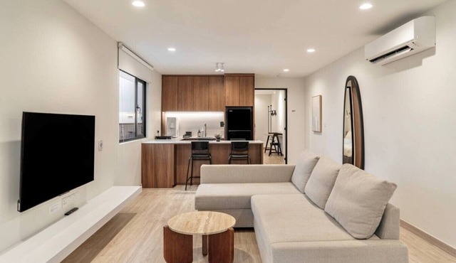 Codrington House - 1Bedroom 1Bathroom 2Carpark