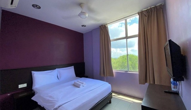 Collection O KLIA Formerly Bary Inn.