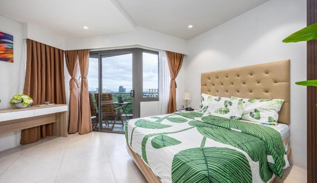 Comfort Studio at Tambuli Residences Ocean View 11th Floor Tower C by Dominik in Lapu-Lapu