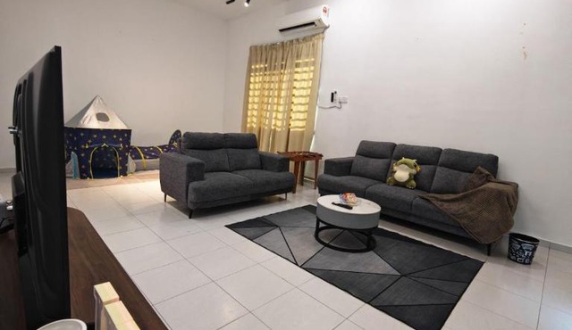 Comfy Putra Pinggiran Homestay 4BR Kuantan 16 pax in Kuantan