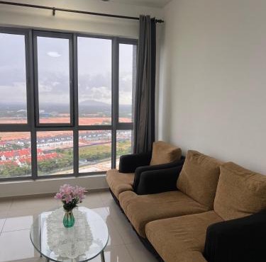 condo for 4 pax at bayuemas klang