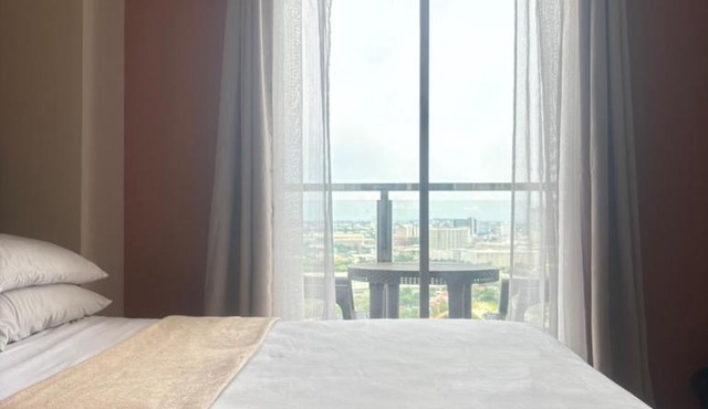 Condo with Balcony - MIGAs Haven at Sunvida Tower in Carreta
