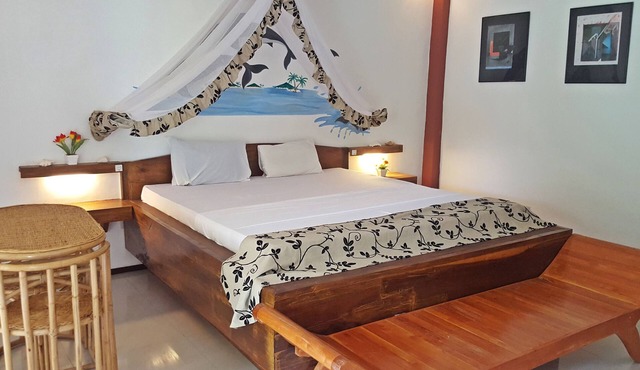 Cooper's Beach Resort in Puerto Princesa