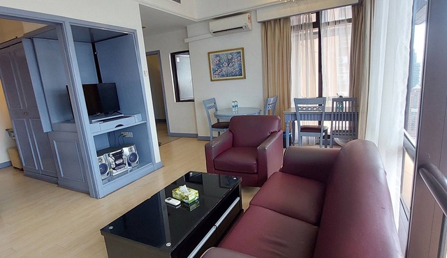Cozy 1-bedroom apartment in beautiful Kuala Lumpur with AC