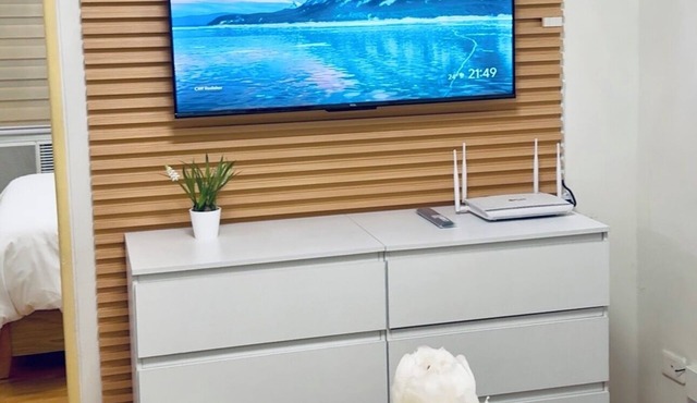 Cozy 2-Bedroom Condo with Smart Lock & Netflix 4K at Seawind in Davao City