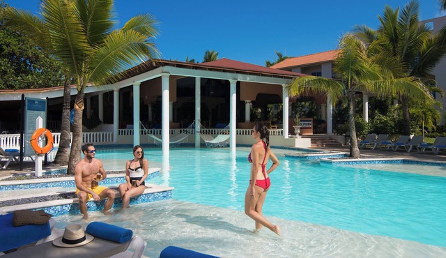 Cozy 2-bedroom hotel with WiFi, AC in charming Puerto Plata All in Puerto Plata