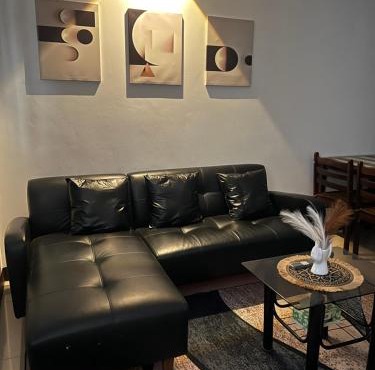 Cozy 2BR Home Near Clark Airport & Aqua Planet in Mabalacat