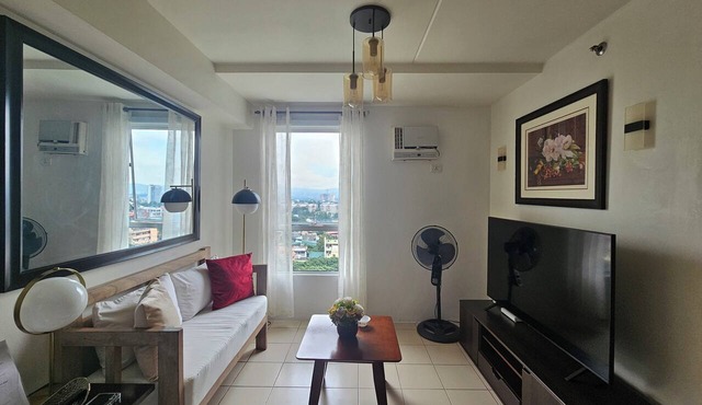 Cozy 3-bedroom Condo in Urban Deca Homes Ortigas Extension, Pasig