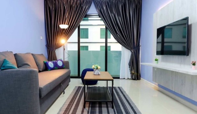 Cozy JB Suasana 15 Suite, City Views