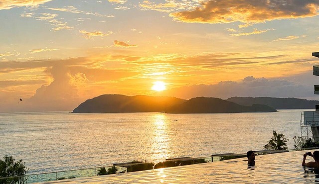 Cozy Studio Cenang Seaview | Near Airport & Beach in Langkawi