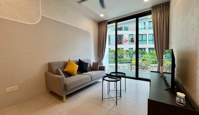 CozyDeLofts 2R2B near galacity, 5pax YPM1306 in Kuching