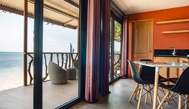 Crusoe Cabins Casobe in Calatagan