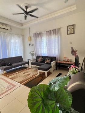 Ctr Ruby homestay in Shah Alam