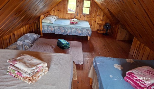 Døng-elays Homestay in Maligcong